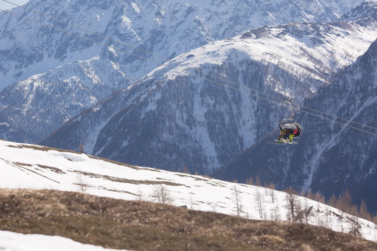 Investir dans l’immobilier en station de ski : opportunités et risques